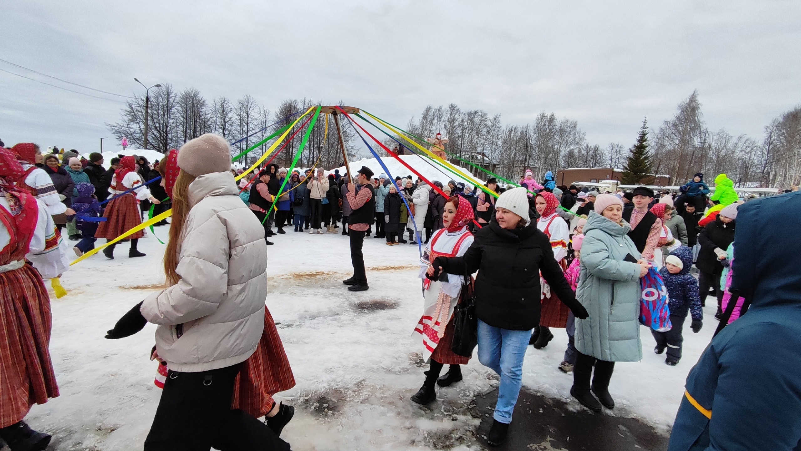 Омутнинск день города