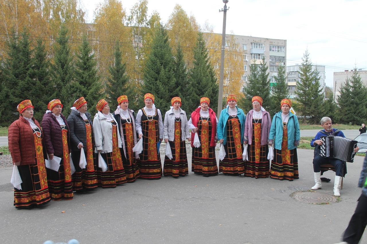 «Мы за чаем не скучаем&quot;, дню добра и уважения посвящается.