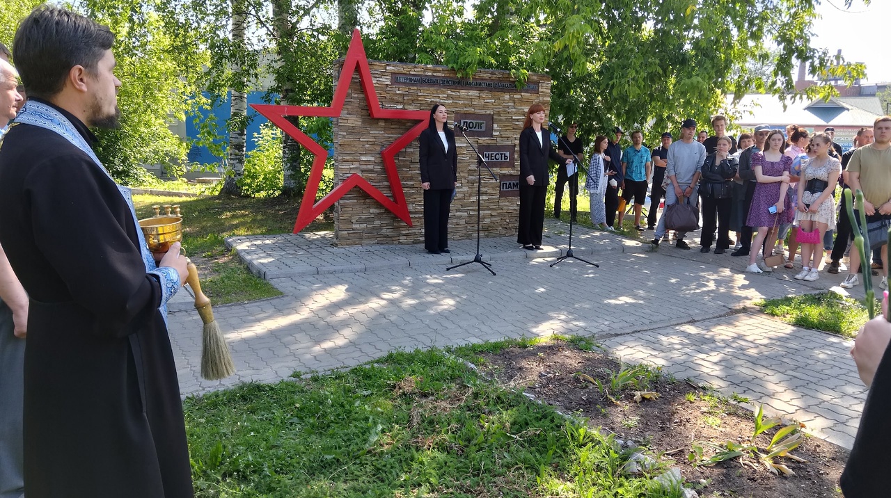 Армейский долг и честь солдата – родную землю защищать!.