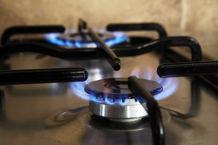 В Кировской области разработают программу безопасного использования газа в быту. В Кировской области разработают программу безопасного использования газа в быту.