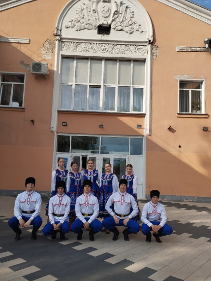 В ритме солнечного танца. В ритме солнечного танца.